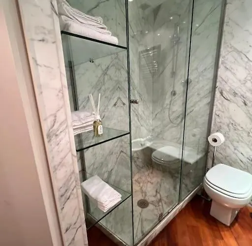 A Due Passi Dal Duomo