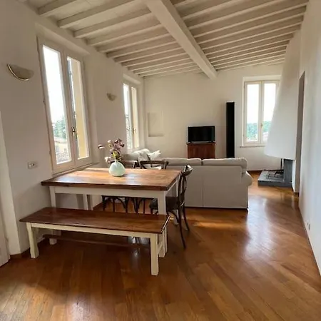 A Due Passi Dal Duomo Appartement *